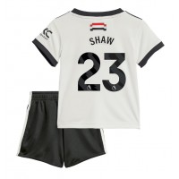 Manchester United Luke Shaw #23 Tretí Detský futbalový dres 2024-25 Krátky Rukáv (+ trenírky)